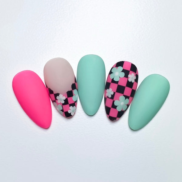 Hippie Chic Flower Nail Decal | Fresh Mint + Yellow Centers