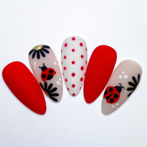 Cuticle Daisy Flower Nail Decal | Black