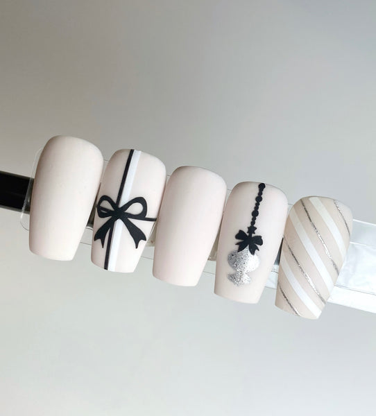 Elegant Ornament Nail Decal | Sparkle Silver (Black Bow & String)