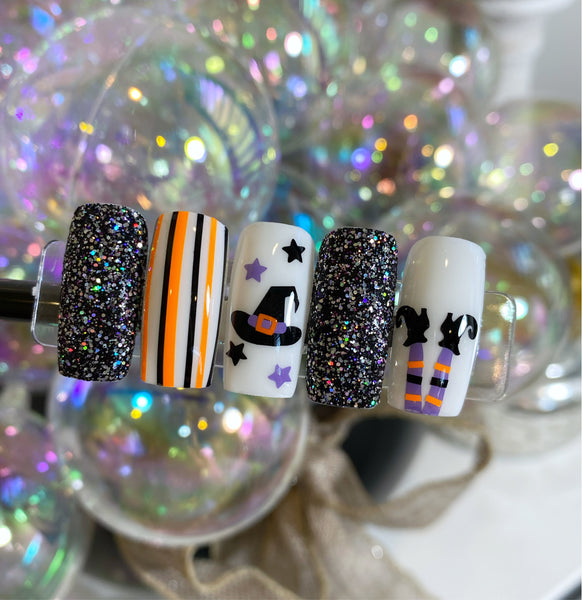 Witch Hat & Shoes Nail Decal | Lavender