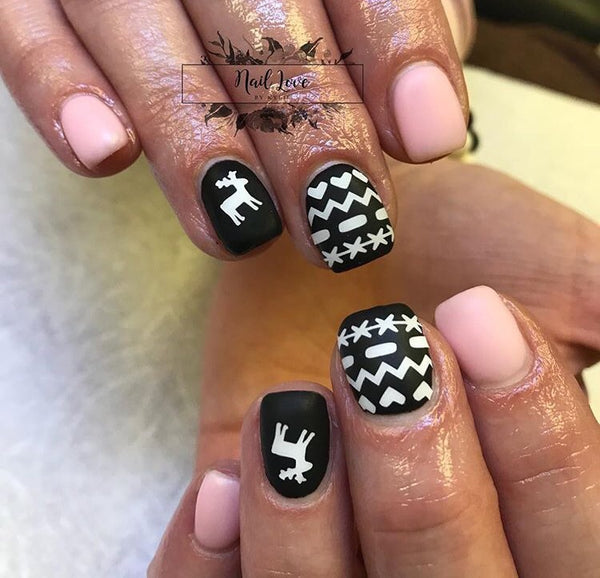 Ugly Sweater DEER DESIGN 2 Nail Decal | White