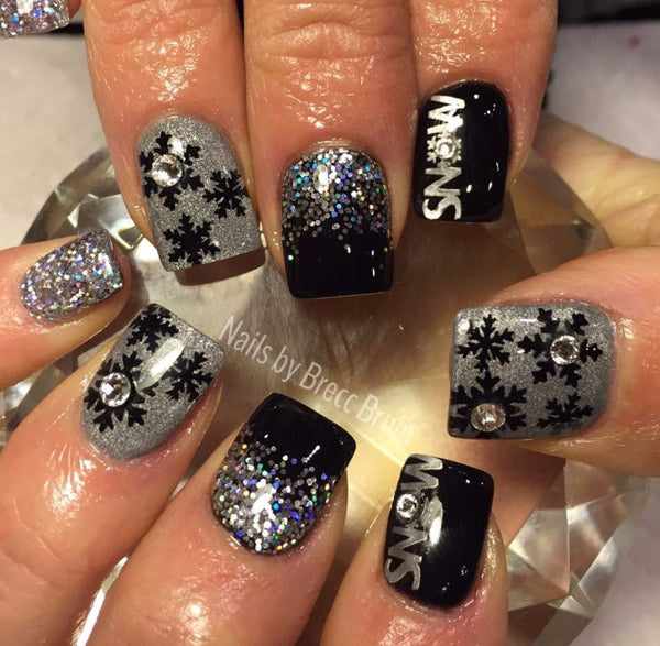 Snowflakes Small Nail Decal | Black