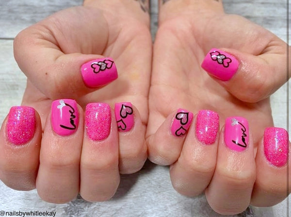 Heart Outline Nail Decal | Black