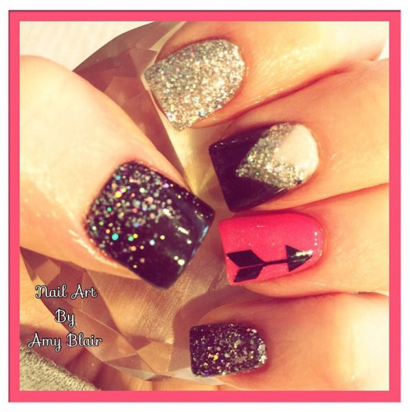Feather And Arrows Nail Decal | Black